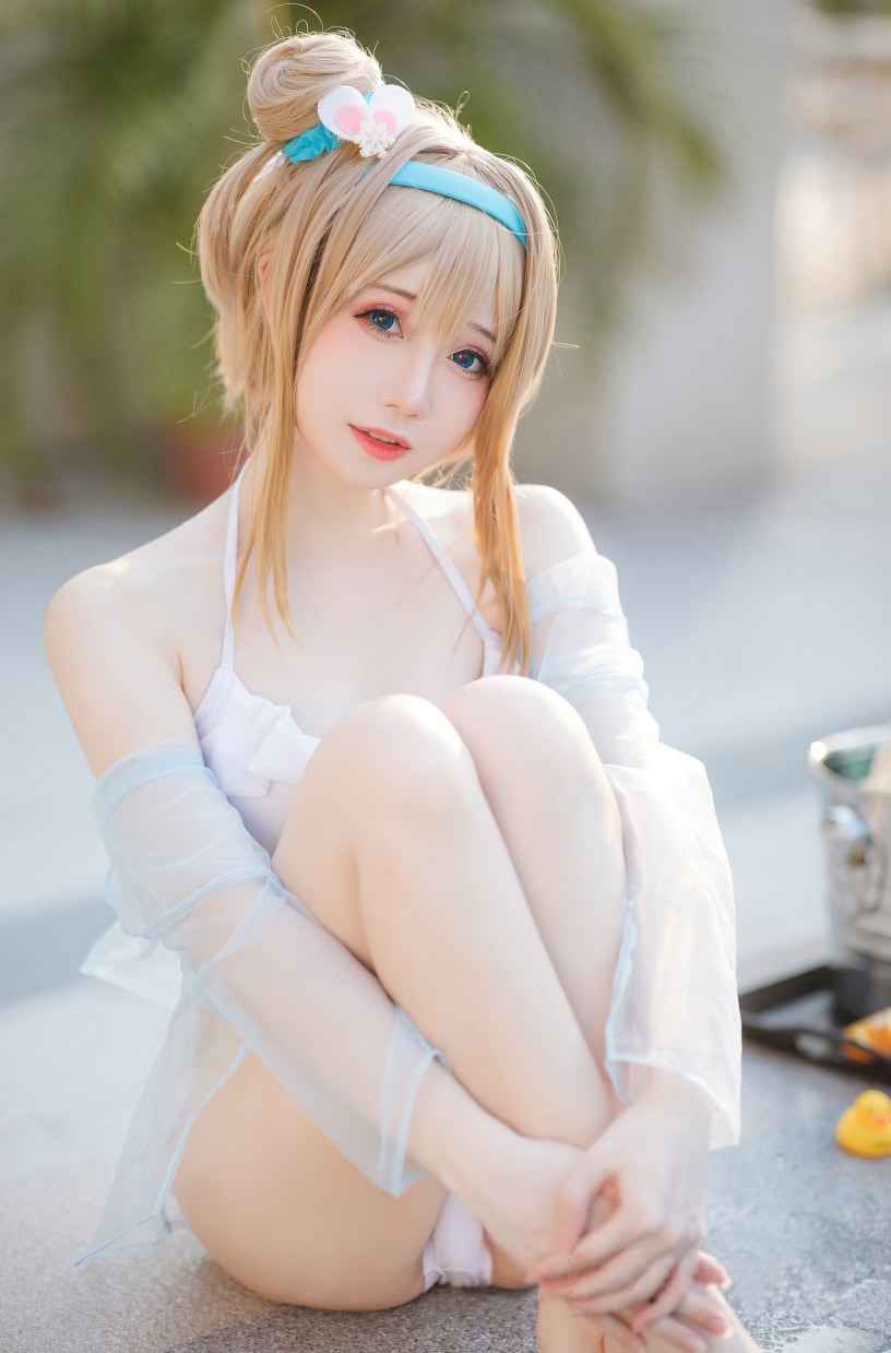 焖焖碳#少女前线 索米 泳装--王炸作品！