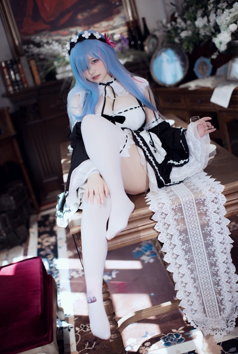 阿半今天很开心#蕾姆女仆--最新作品！
