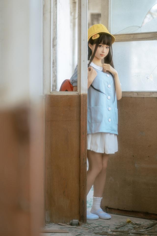 蠢沫沫小黄帽，可爱的她如此的无懈可击