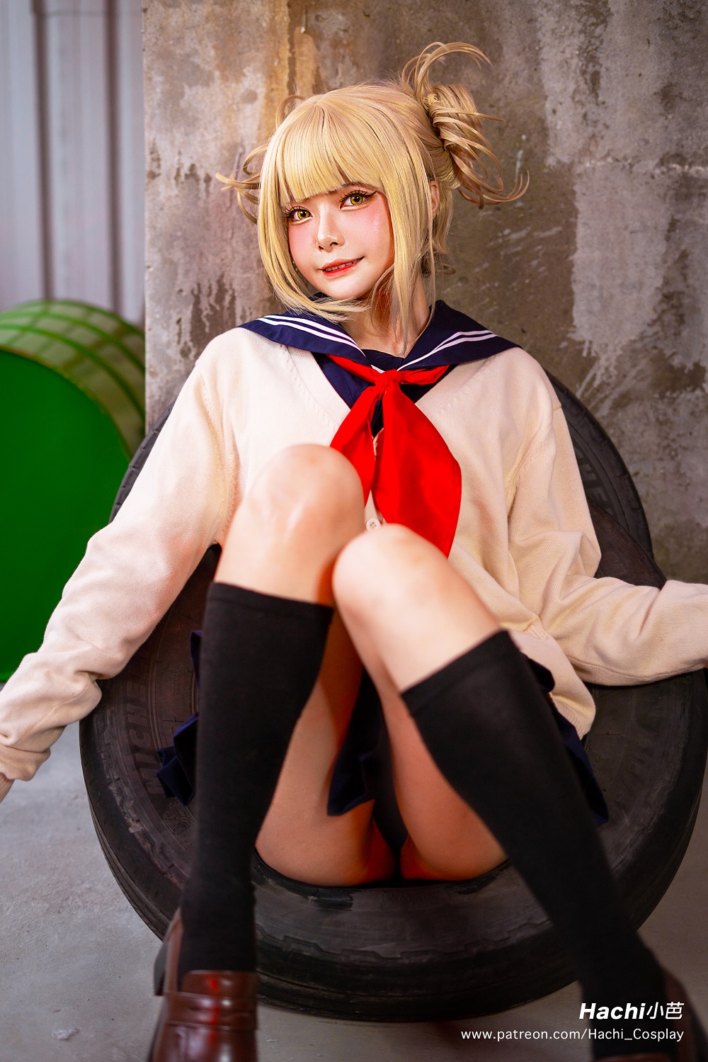 Hachi<span class=