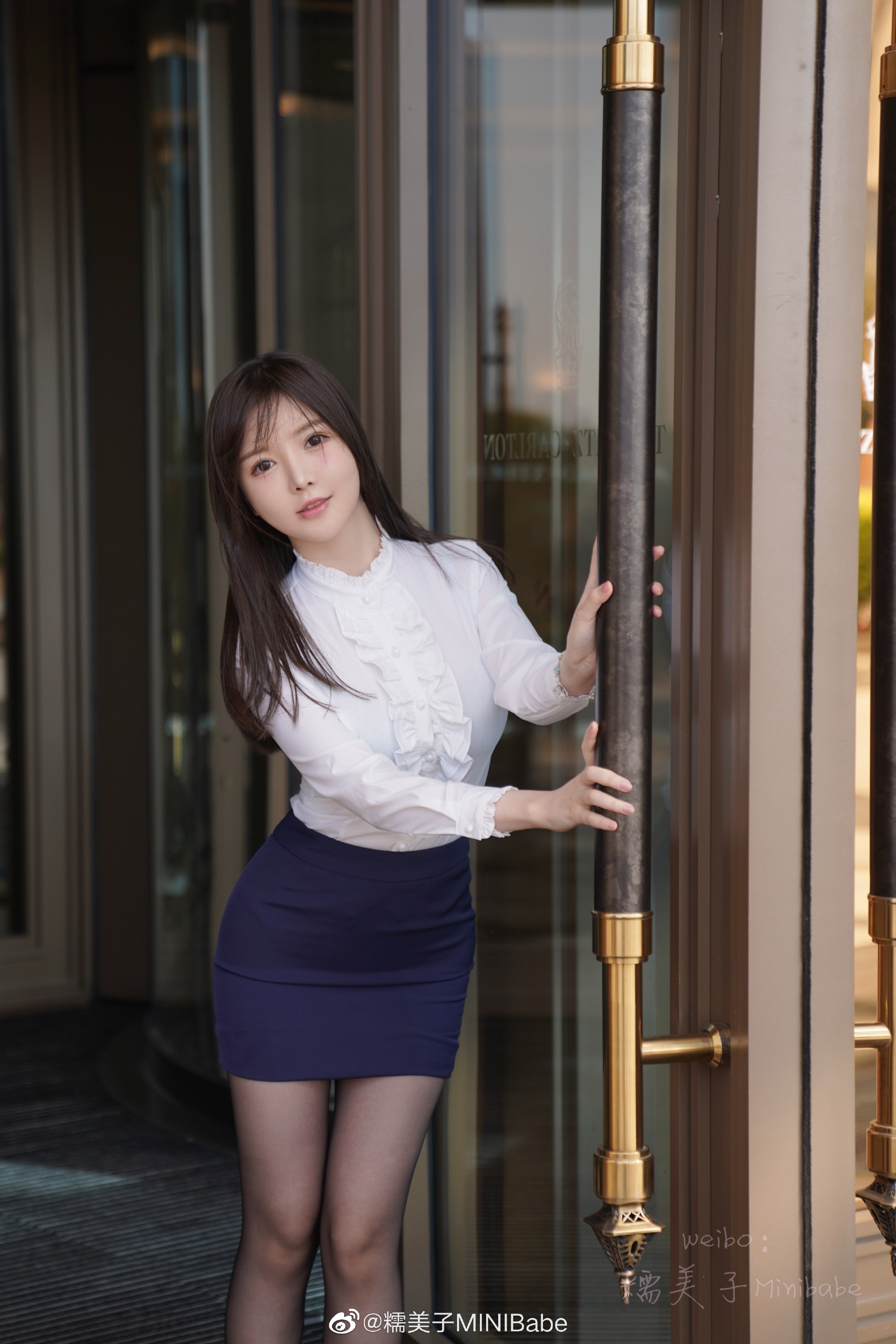 优雅妩媚的糯美子MINIBabe在线迎宾，你想不想进去坐坐
