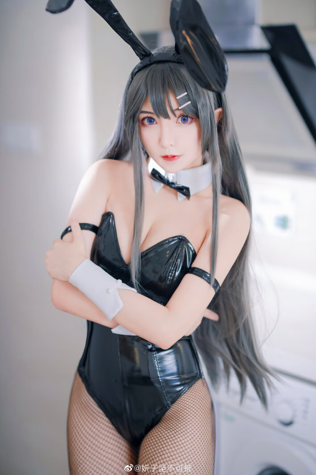 微博气质美女博主——妍子坚不可摧，完全没有一点的抵抗力
