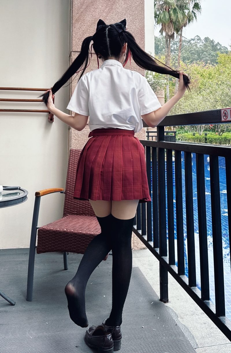 不呆猫 温泉双马尾JK【22P-1V712MB】 不呆猫 温泉双马尾JK【22P-1V712MB】