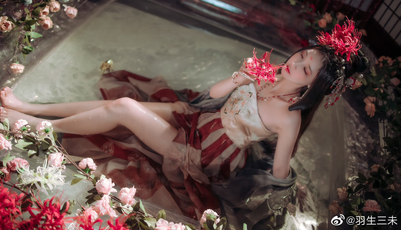 惊艳的古风美人羽生三未，媚而不俗风情万种