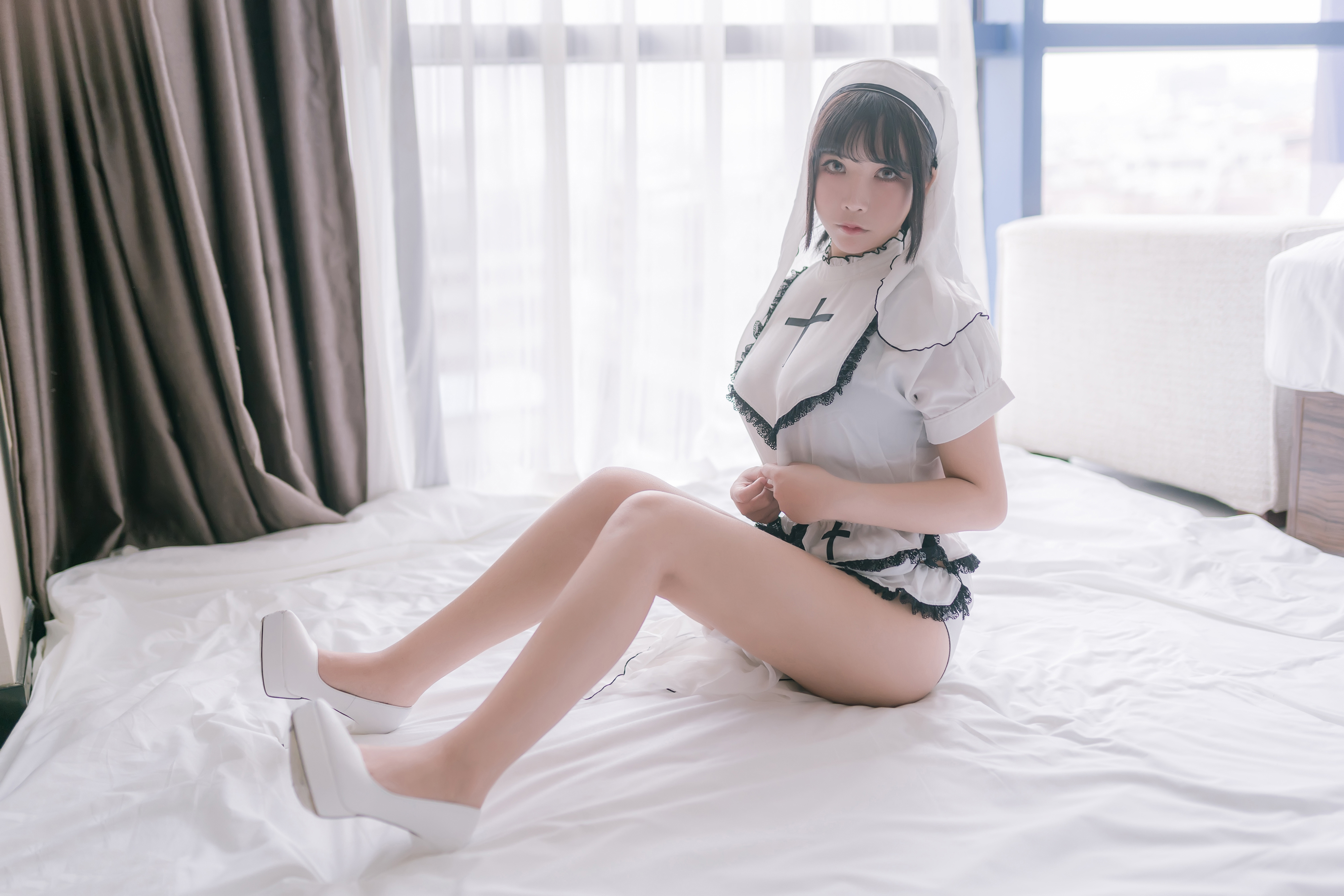 抱走莫子aa44套摄影高清图片奖赏，大家心心恋恋的修女也在其中哦