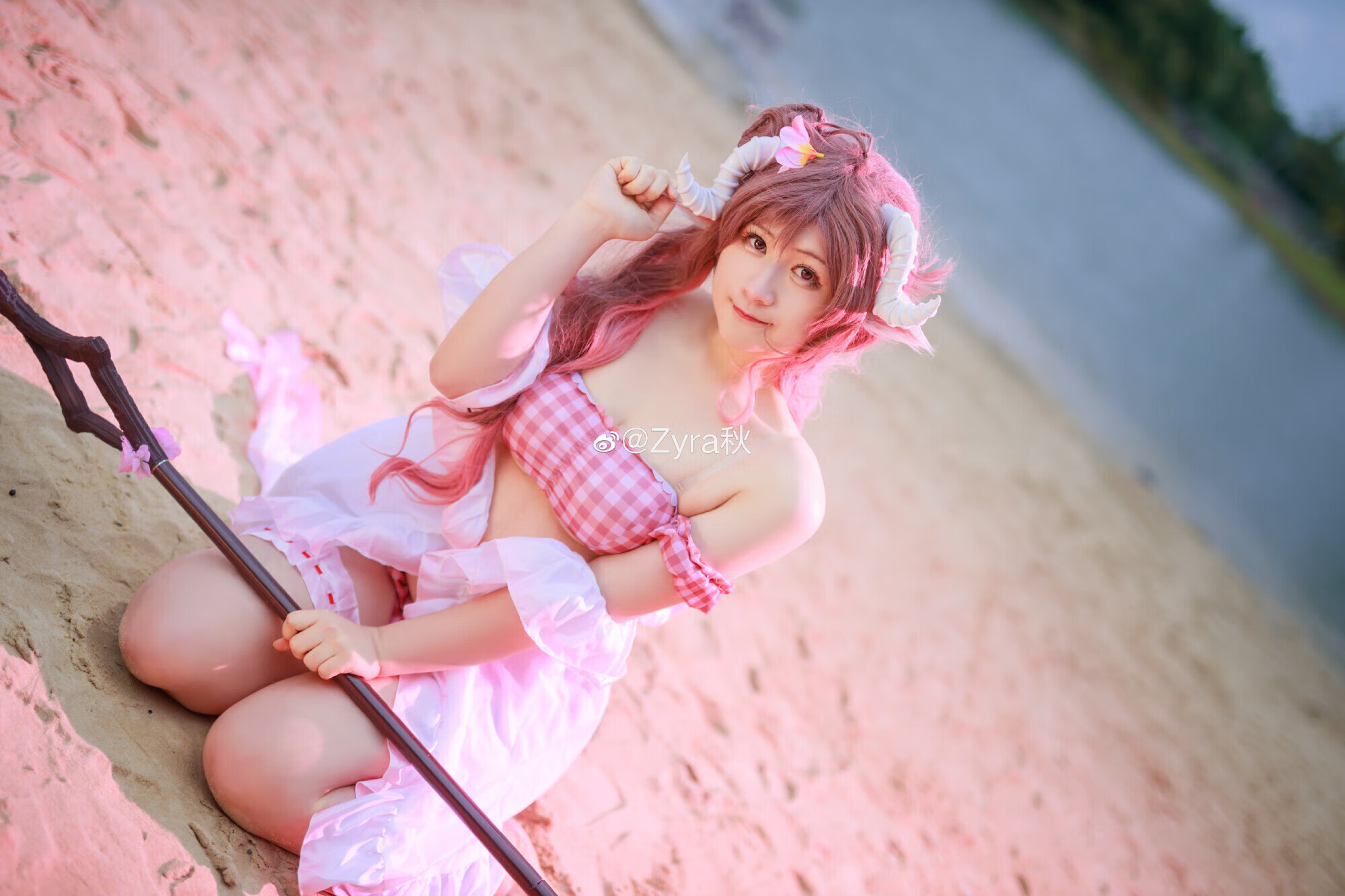 重量级的COSER——Zyra秋，爱了这恰到好处的丰满身材