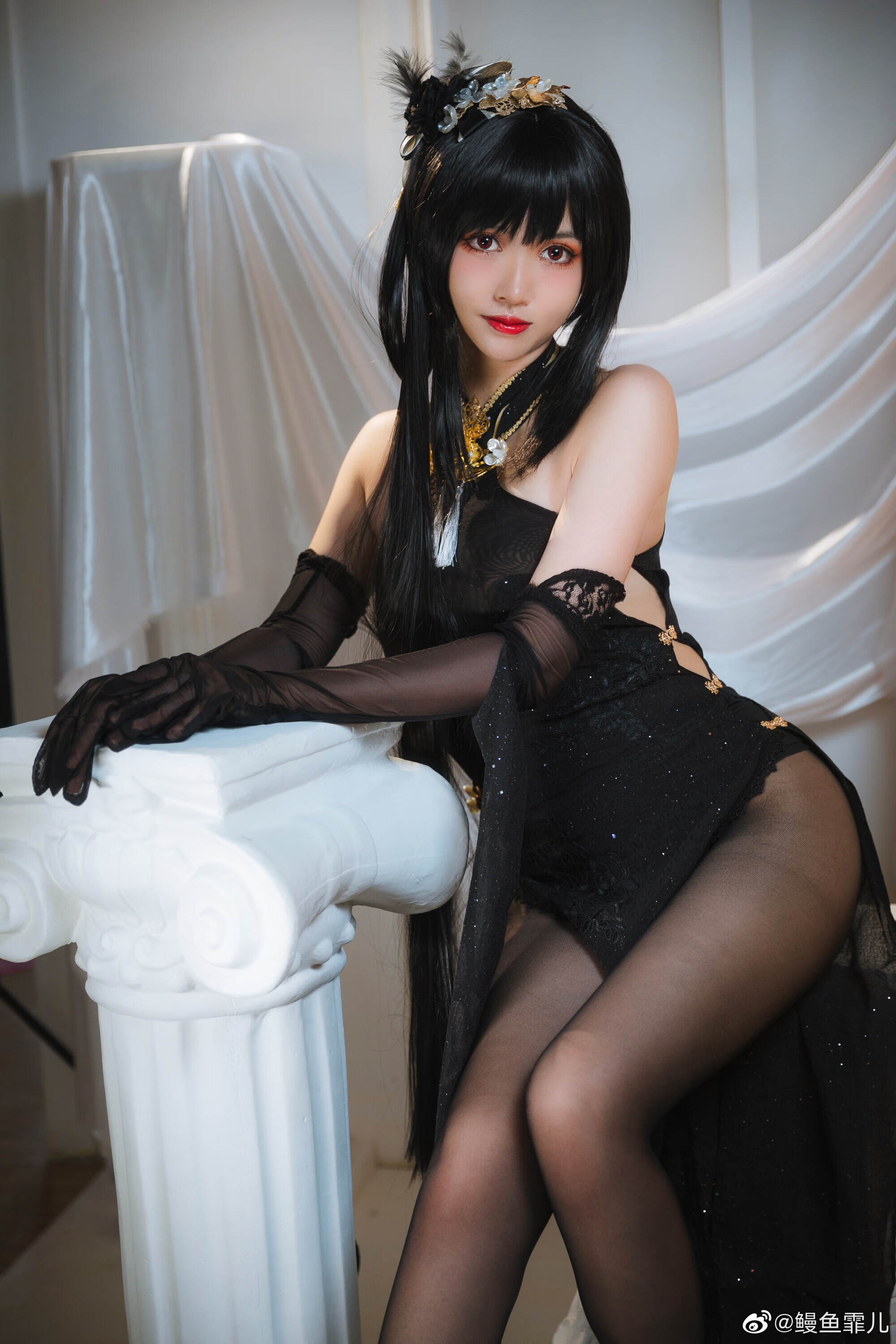 超人气COSER鳗鱼菲儿，身穿旗袍的她女性魅力一览无遗