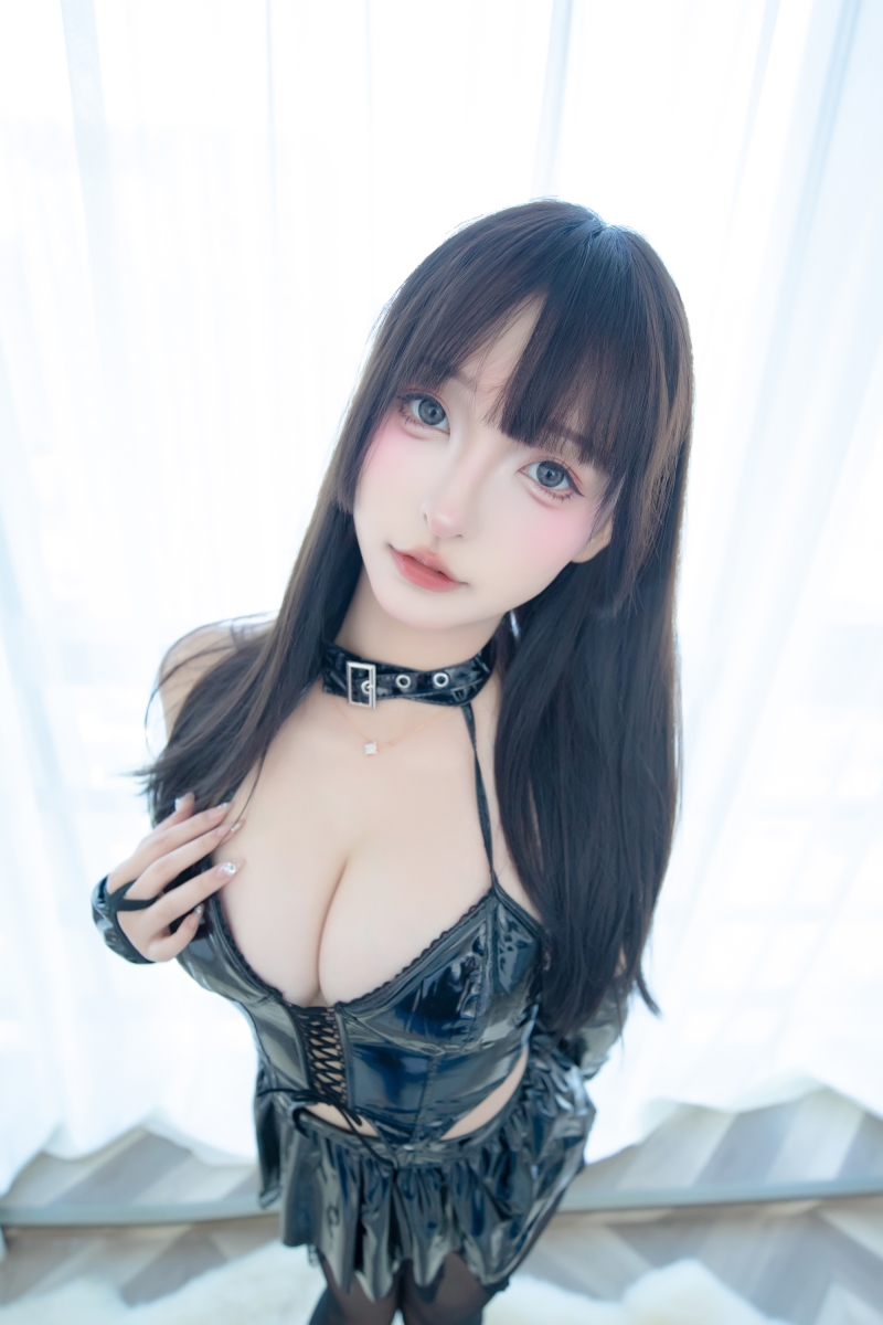 神楽坂真冬 美脚【75P-2V268MB】 神楽坂真冬 美脚【75P-2V268MB】