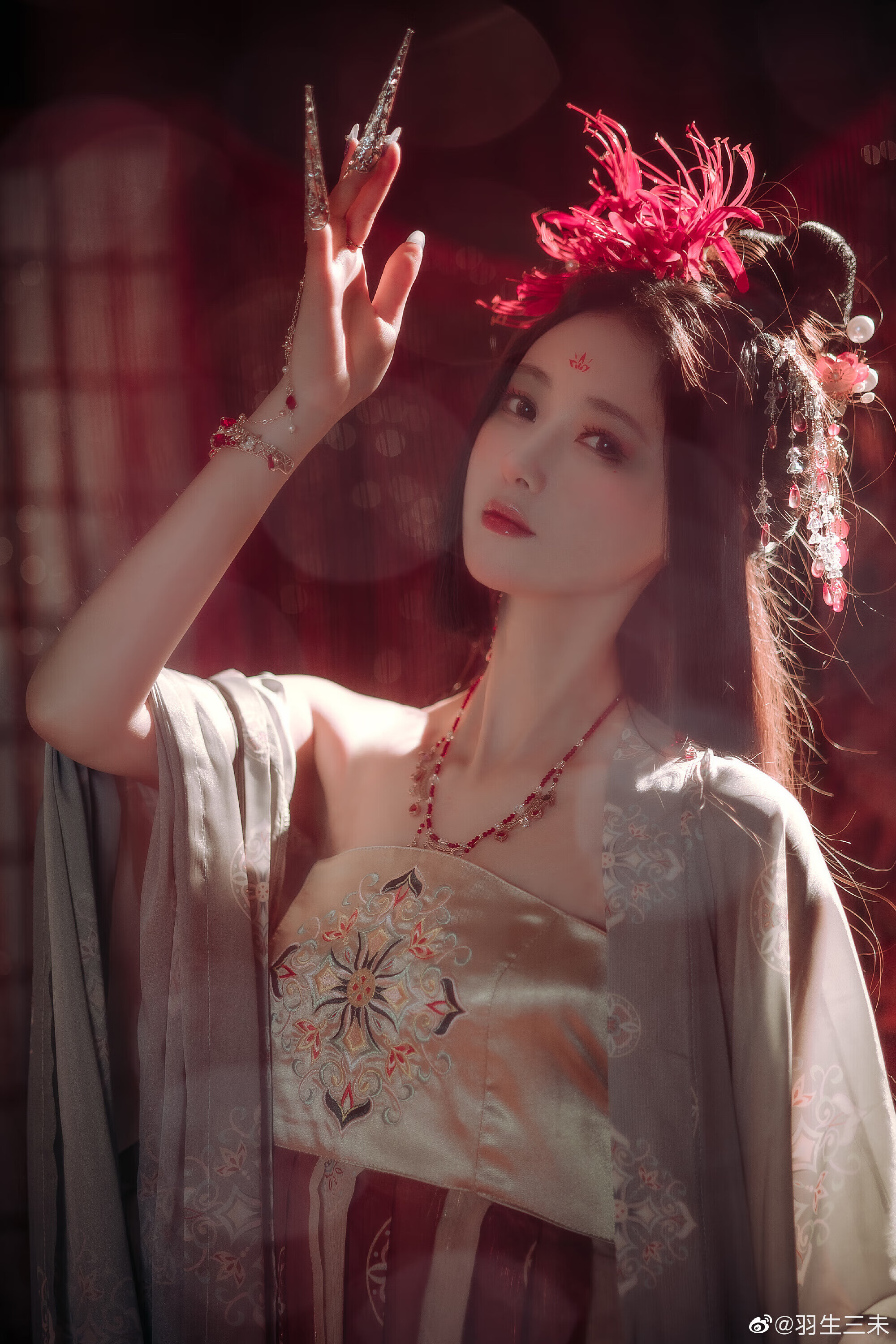 惊艳的古风美人羽生三未，媚而不俗风情万种